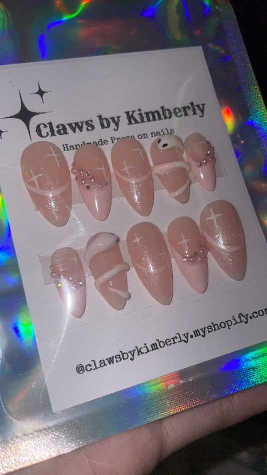 Press on nails